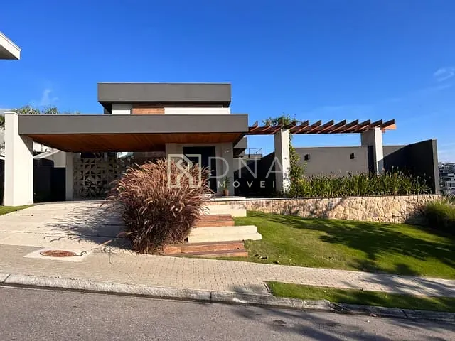 Casa com 600m² 4 quartos e 6 banheiros, à venda, no bairro Condomínio Residencial Colinas do Paratehy em São José dos Campos