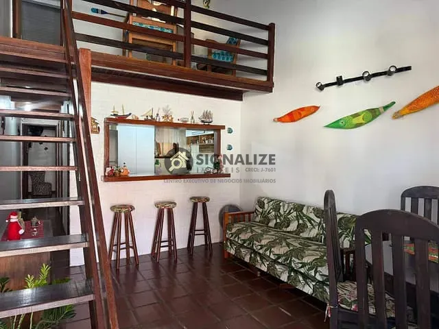 Casa 2 quartos e 2 banheiros, à venda, no bairro Ogiva em Cabo Frio