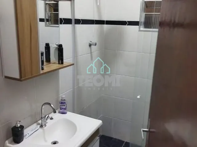 Casa com 125m² 2 quartos e 2 banheiros, à venda, no bairro Residencial Estoril em Taubaté
