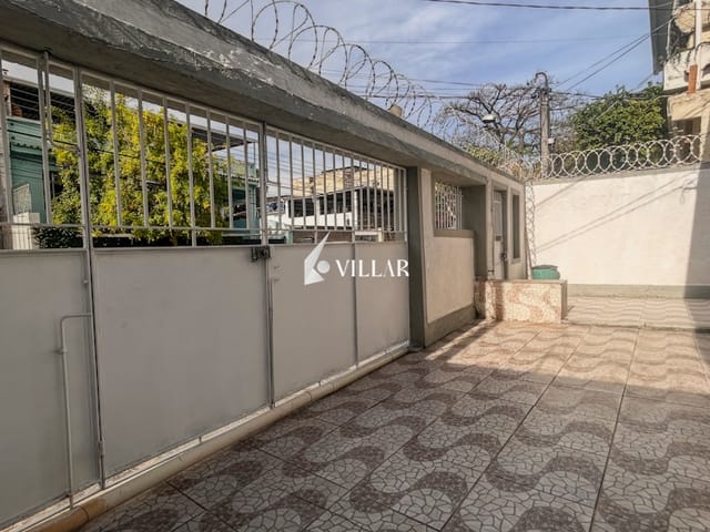 Casa com 227m² 4 quartos e 2 banheiros, à venda, no bairro Olaria em Rio de Janeiro