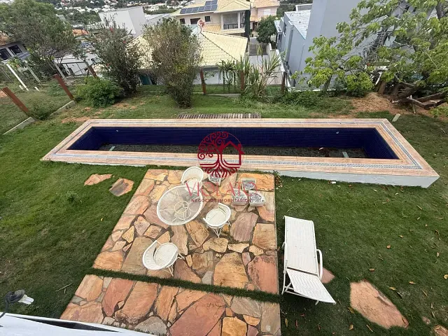 Casa com 2000m² 4 quartos e 5 banheiros, para alugar, no bairro Jardins da Lagoa em Lagoa Santa