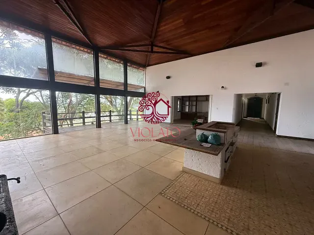 Casa com 2000m² 4 quartos e 5 banheiros, para alugar, no bairro Jardins da Lagoa em Lagoa Santa
