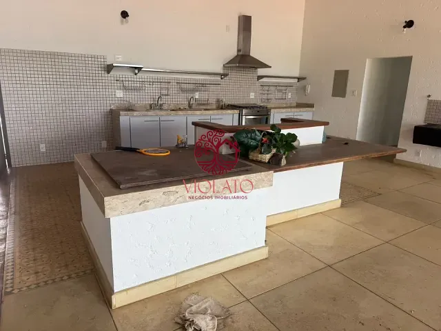 Casa com 2000m² 4 quartos e 5 banheiros, para alugar, no bairro Jardins da Lagoa em Lagoa Santa