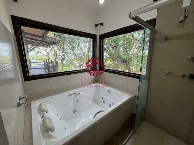 Casa com 2000m² 4 quartos e 5 banheiros, para alugar, no bairro Jardins da Lagoa em Lagoa Santa