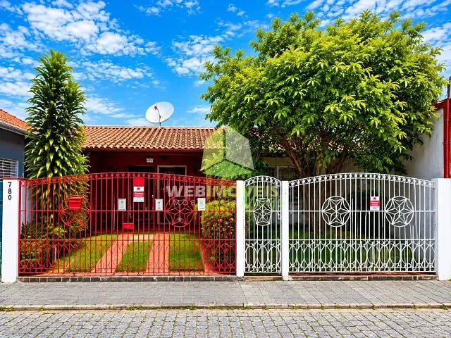 Casa com 446m², à venda, no bairro Vila Mogilar em Mogi das Cruzes