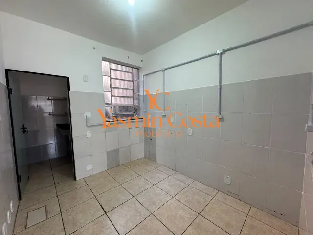 Casa 1 quarto e 1 banheiro, para alugar, no bairro Centro em Cambuí