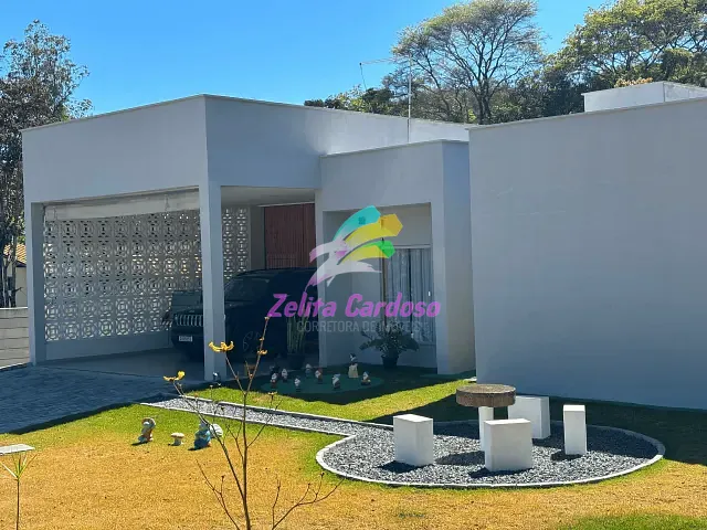 Casa com 2000m² 3 quartos e 3 banheiros, à venda, no bairro Condomínio Vale do Ouro em Ribeirão das Neves