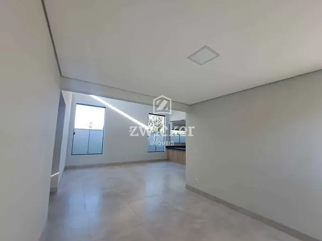 Casa com 560m² 3 quartos e 2 banheiros, à venda, no bairro Jardim Bela Vista em Piratininga