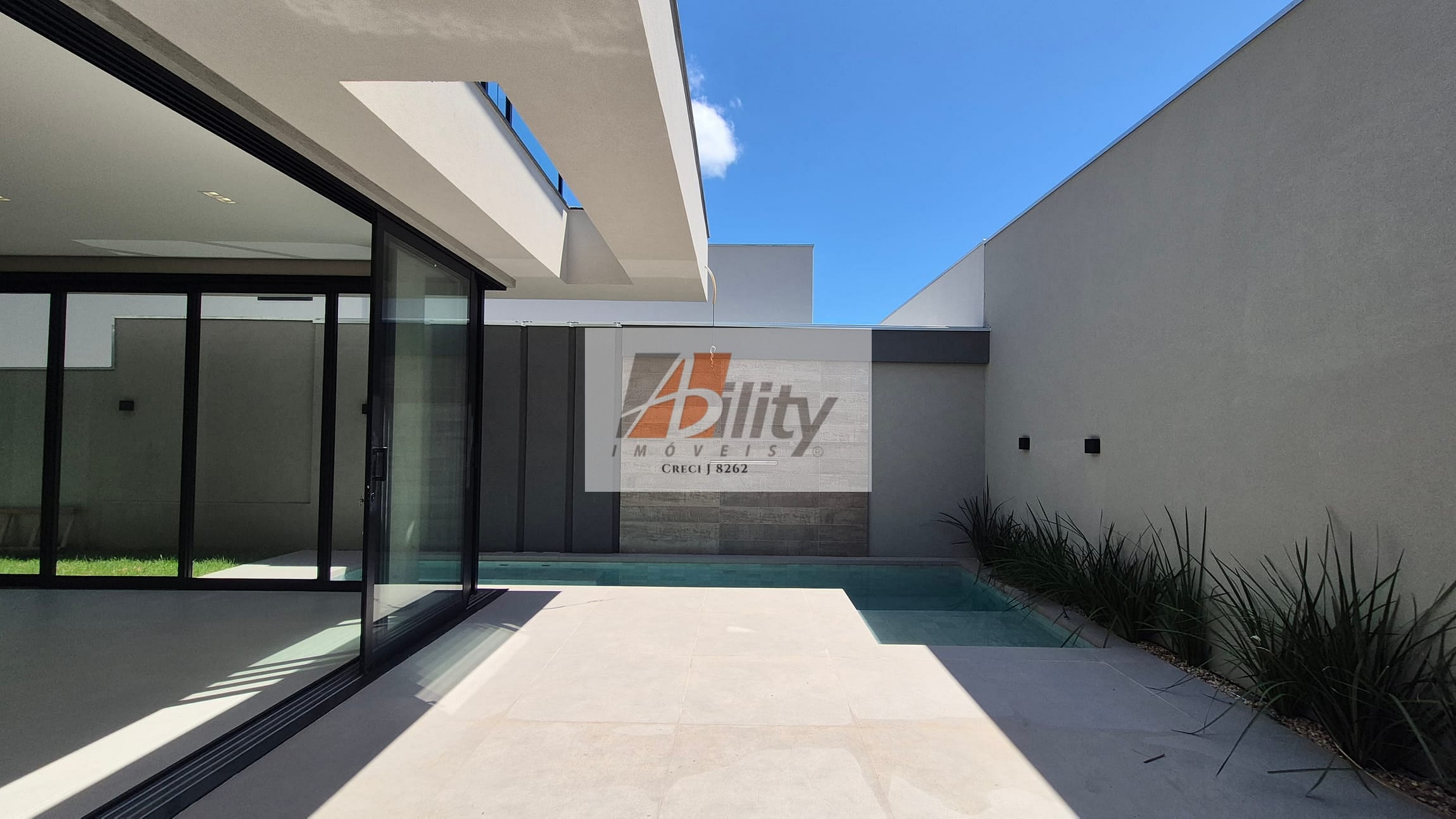 Casa, 4 quartos, 261 m² - Foto 2