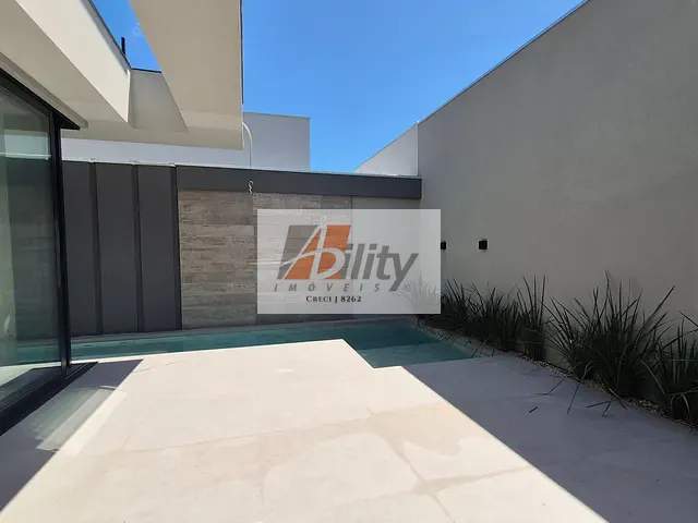 Casa 4 quartos e 6 banheiros, à venda, no bairro Jardim Imperial em Cuiabá