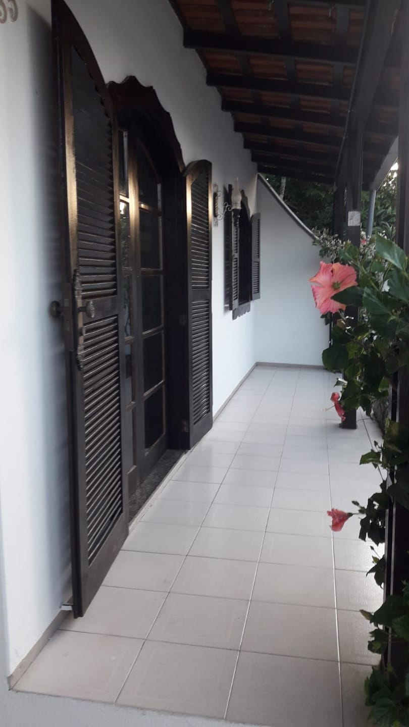Casa à venda com 4 quartos, 250m² - Foto 5