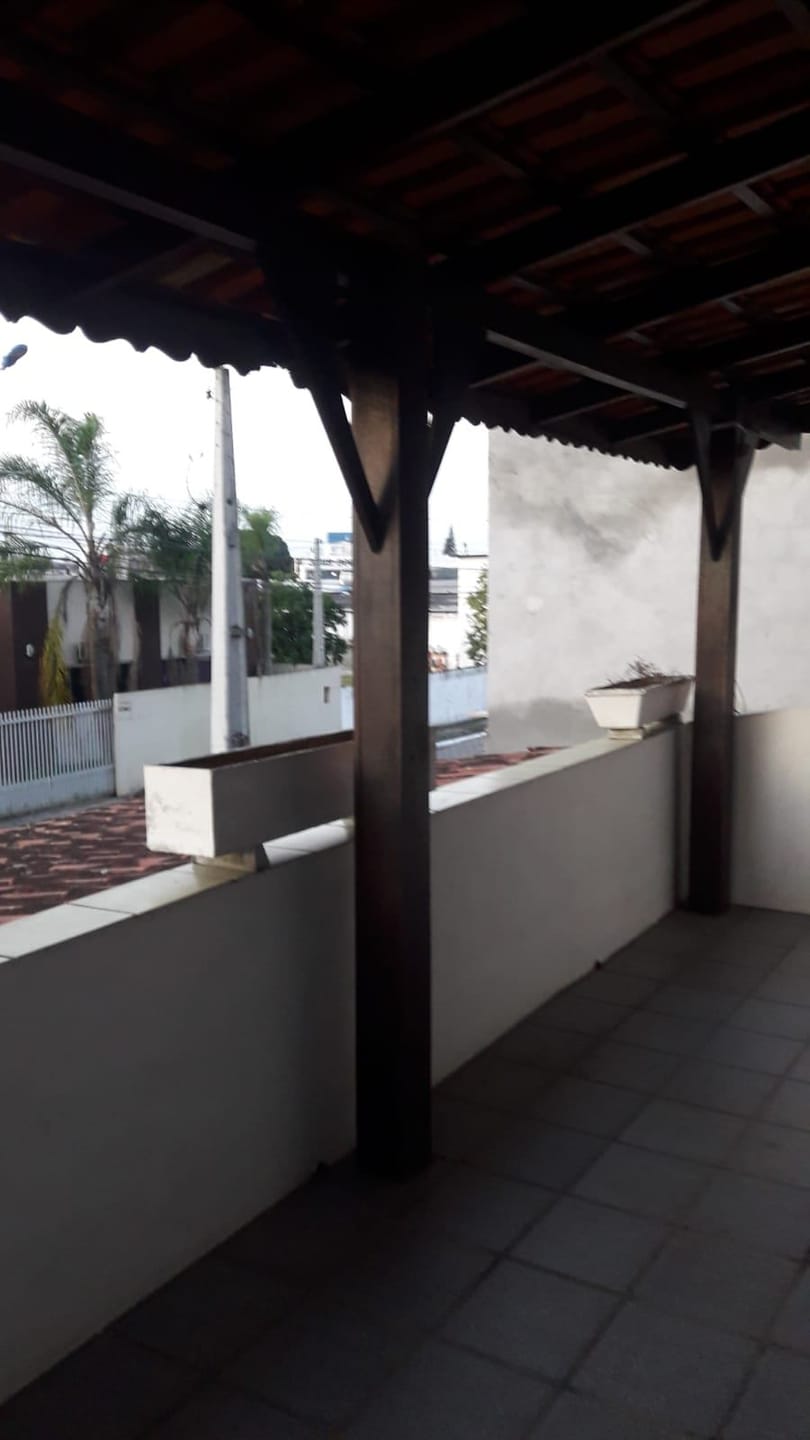 Casa à venda com 4 quartos, 250m² - Foto 6