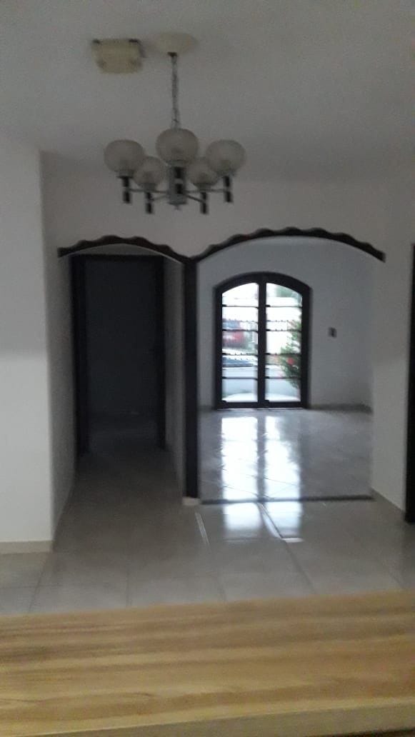 Casa à venda com 4 quartos, 250m² - Foto 8