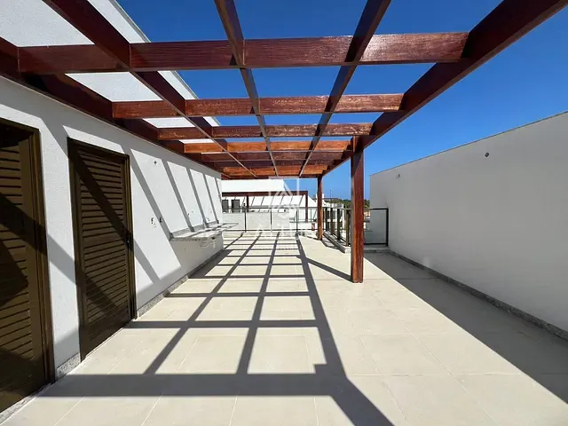 Casa 2 quartos e 2 banheiros, à venda, no bairro Itacimirim (Monte Gordo) em Camaçari