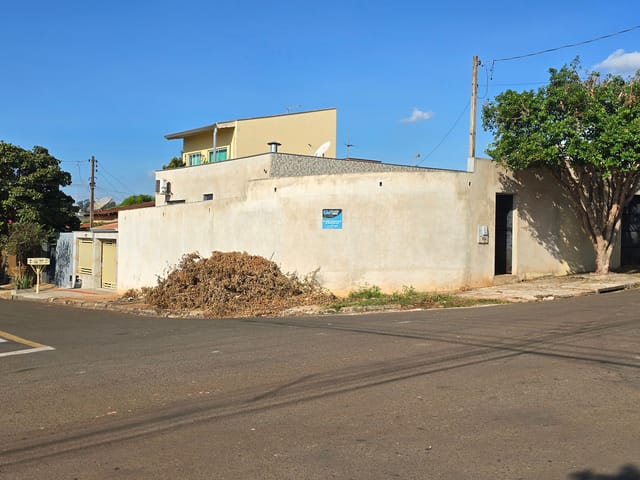 Casa 2 quartos e 1 banheiro, à venda, no bairro RESIDENCIAL TERRA BONITA em Ibiporã