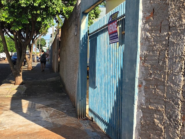 Casa 2 quartos e 1 banheiro, à venda, no bairro RESIDENCIAL TERRA BONITA em Ibiporã