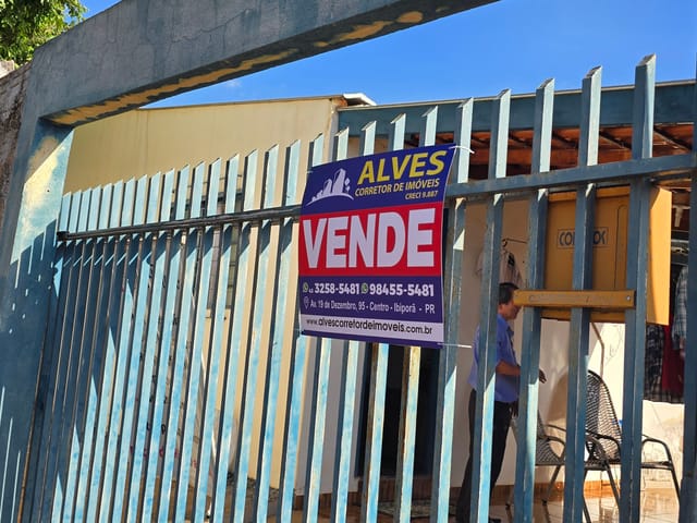 Casa 2 quartos e 1 banheiro, à venda, no bairro RESIDENCIAL TERRA BONITA em Ibiporã