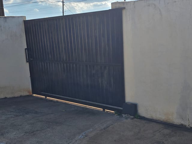 Casa 2 quartos e 1 banheiro, à venda, no bairro RESIDENCIAL TERRA BONITA em Ibiporã