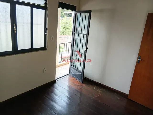Casa 3 quartos e 2 banheiros, para alugar, no bairro Vila Americana em Volta Redonda