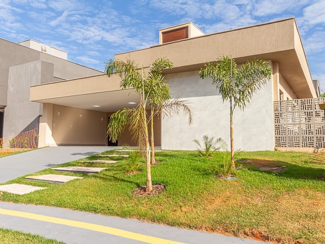 Casa com 399m² 4 quartos e 5 banheiros, à venda, no bairro Residencial Goiânia Golfe Clube em Goiânia
