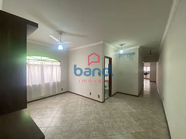 Casa com 250m² 2 quartos e 2 banheiros, à venda, no bairro Centro em Porto Feliz