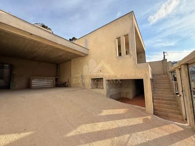 Casa 4 quartos e 5 banheiros, à venda, no bairro Quintas das Avenidas em Juiz de Fora