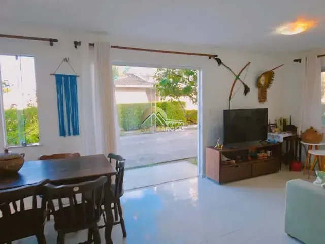 Casa com 156m² 4 quartos e 2 banheiros, à venda, no bairro Buraquinho em Lauro de Freitas