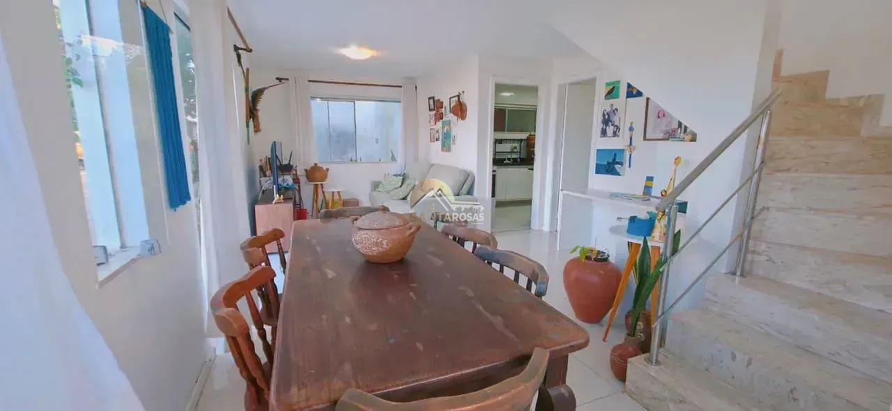 Casa, 4 quartos, 137 m² - Foto 1
