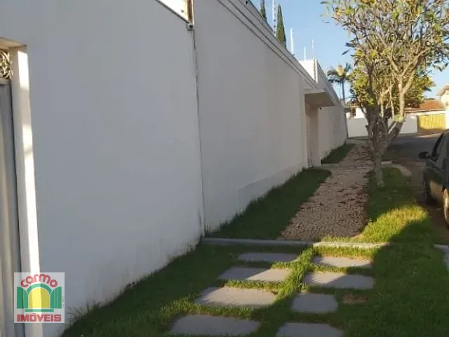 Casa com 456m² 4 quartos e 4 banheiros, à venda, no bairro Anápolis City em Anápolis
