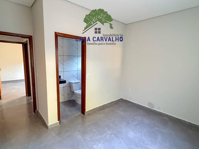 Casa 2 quartos e 2 banheiros, à venda, no bairro COAB em Ladário