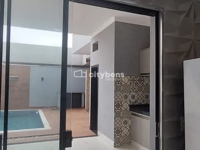 Casa 3 quartos e 3 banheiros, à venda, no bairro aeroporto em Araçatuba