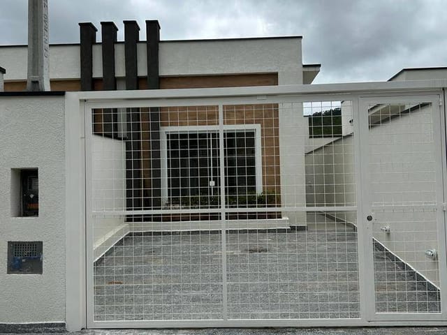 Casa 3 quartos e 1 banheiro, à venda, no bairro Vila São Paulo em Mogi das Cruzes