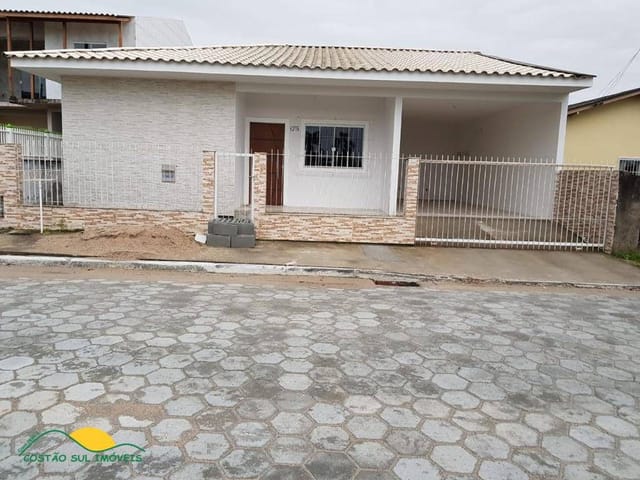 Foto do Casa - Casa de alvenaria com 3 dormitórios com estrutura para mais um pavimento, perto do Portal do Ribeirão - Ribeirão da Ilha - Florianópolis/SC | Costão Sul Imóveis