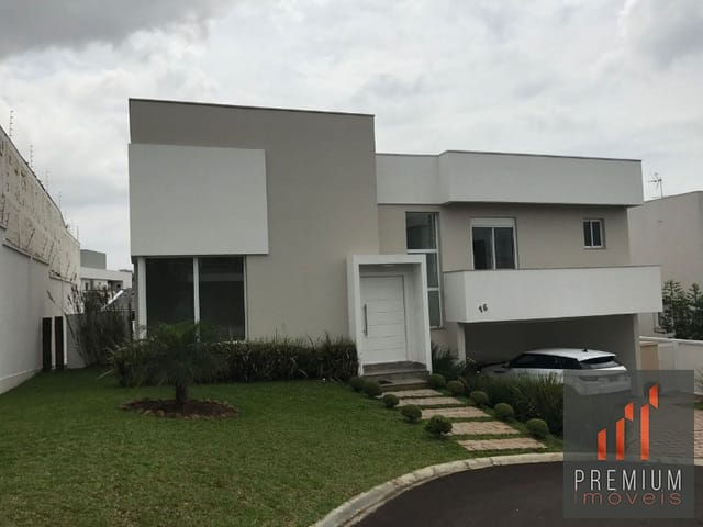 Casa com 350m² 3 quartos e 4 banheiros, à venda, no bairro ESTRELA em PONTA GROSSA