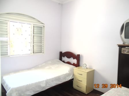 Casa à venda 3 Quartos, 1 Suite, 4 Vagas, Vila Metalúrgica, Santo André - SP