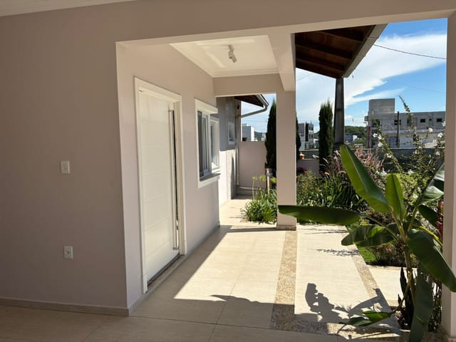 Casa 2 quartos e 2 banheiros, à venda, no bairro NOSSA SENHORA DA PAZ em Balneário Piçarras