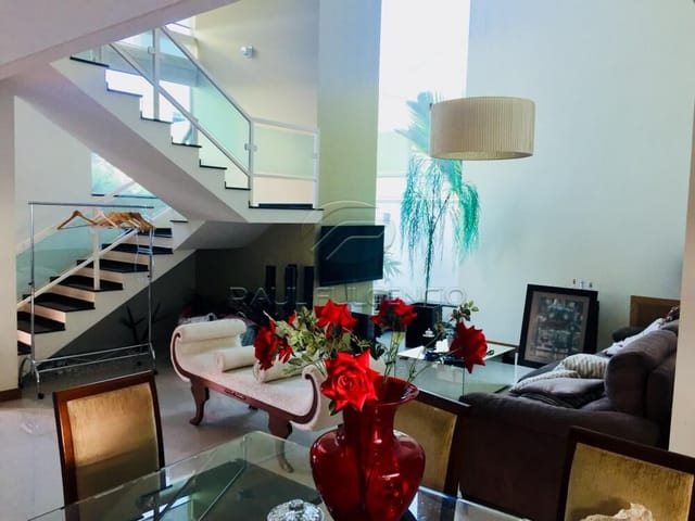 Casa com 500m² 4 quartos e 6 banheiros, à venda, no bairro Sun Lake Residence em Londrina