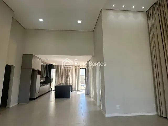 Casa com 450m² 3 quartos e 5 banheiros, à venda, no bairro Chácara Letônia em Americana