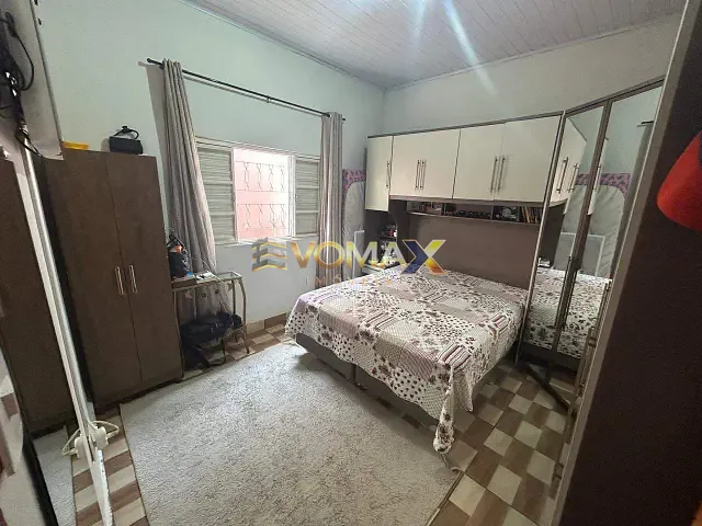 Casa 3 quartos e 1 banheiro, à venda, no bairro Vila Santana em Itapetininga