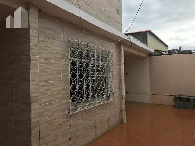 Casa com 160m² 4 quartos e 1 banheiro, à venda, no bairro Jardim Tropical em Nova Iguaçu
