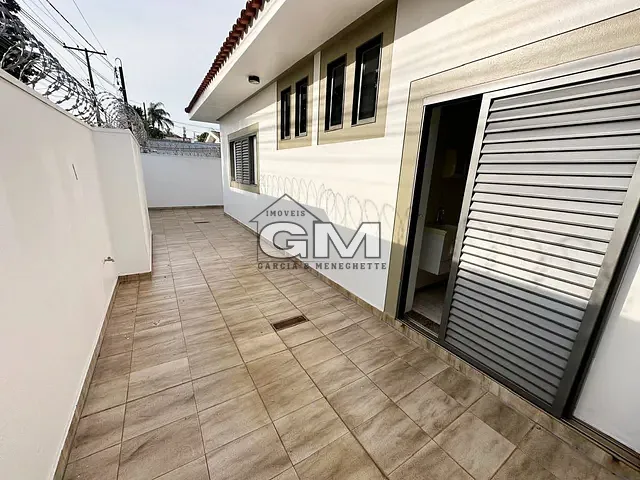 Sobrado com 350m² 4 quartos e 3 banheiros, à venda, no bairro Alto da Boa Vista em Ribeirão Preto