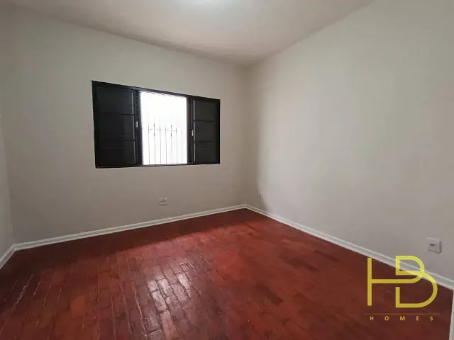 Casa 4 quartos e 3 banheiros, à venda ou para alugar, no bairro Centro em Sorocaba