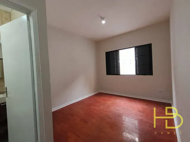 Casa 4 quartos e 3 banheiros, à venda ou para alugar, no bairro Centro em Sorocaba