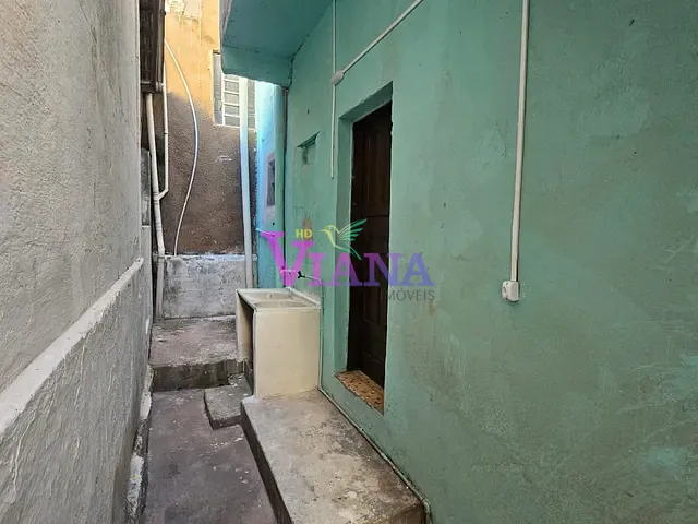 Casa com 70m² 3 quartos e 1 banheiro, para alugar, no bairro Santo Antônio em Cachoeiro de Itapemirim