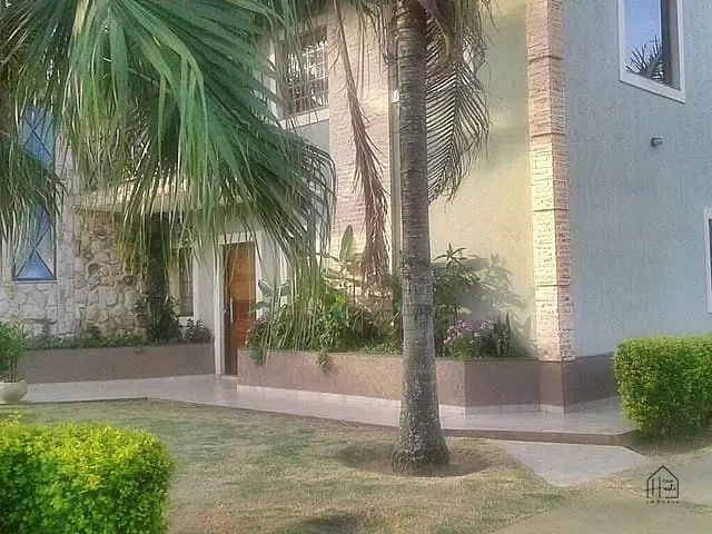 Casa com 1000m² 4 quartos e 5 banheiros, à venda, no bairro Santa Maria em Bom Jesus dos Perdões