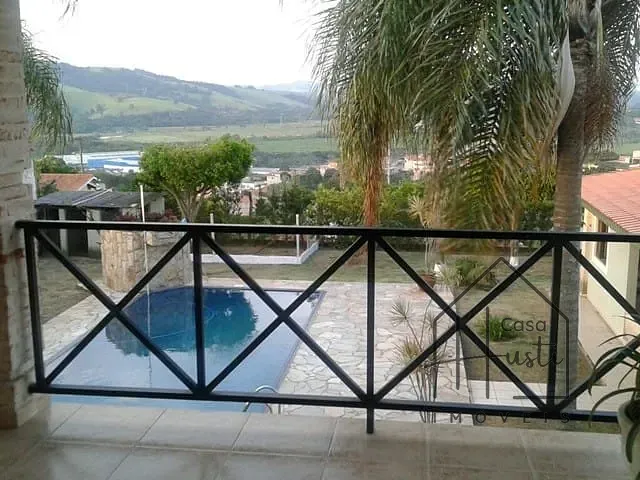 Casa com 1000m² 4 quartos e 5 banheiros, à venda, no bairro Santa Maria em Bom Jesus dos Perdões