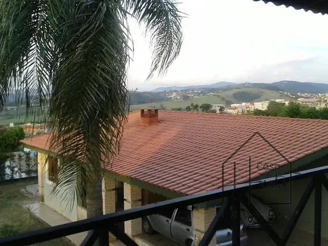 Casa com 1000m² 4 quartos e 5 banheiros, à venda, no bairro Santa Maria em Bom Jesus dos Perdões
