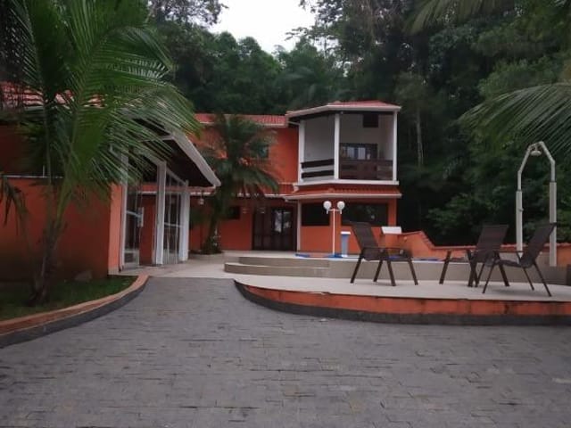 Foto do Casa - Casa com 3 dormitórios à venda, 190 m² por R$ 690.000,00 - Park Imperial - Caraguatatuba/SP | INDEPENDENCE NEGOCIOS IMOBILIARIOS LTDA