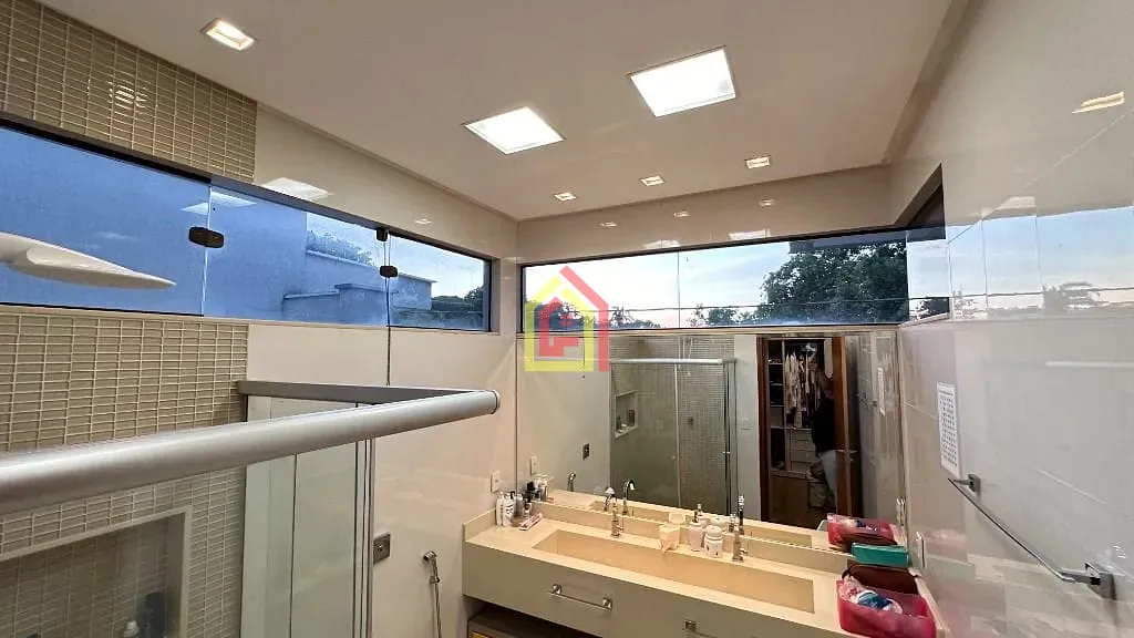 Casa à venda com 4 quartos, 4 suítes, 2 vagas e 345m² no Condomínio Greenville, Marabá (PA) — foto 12 de 16