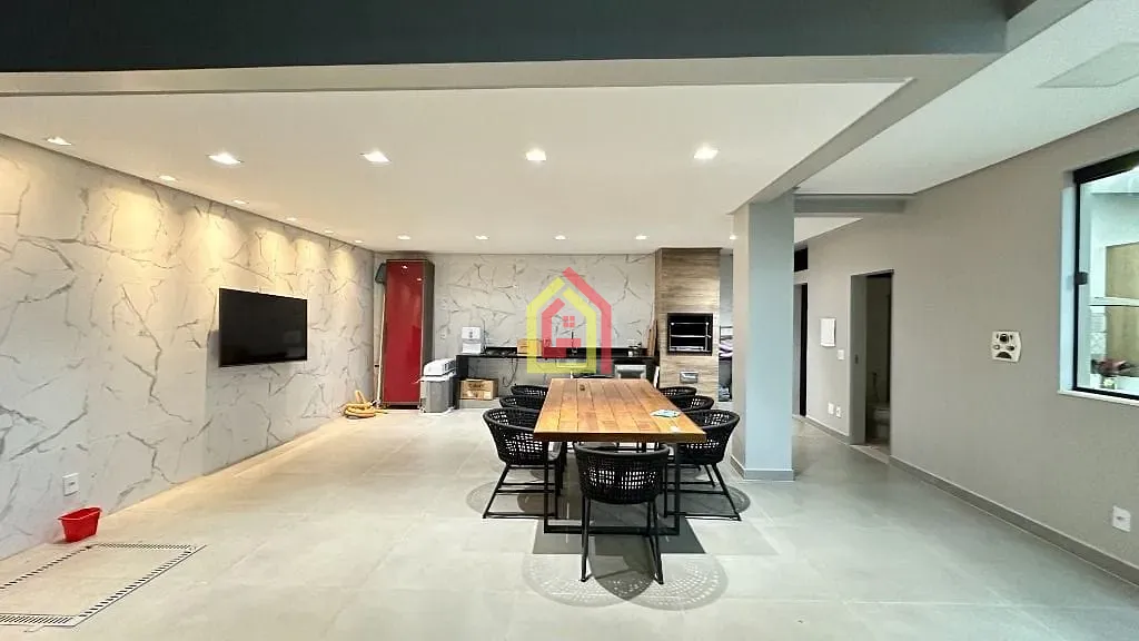 Casa à venda com 4 quartos, 4 suítes, 2 vagas e 345m² no Condomínio Greenville, Marabá (PA) — foto 6 de 16